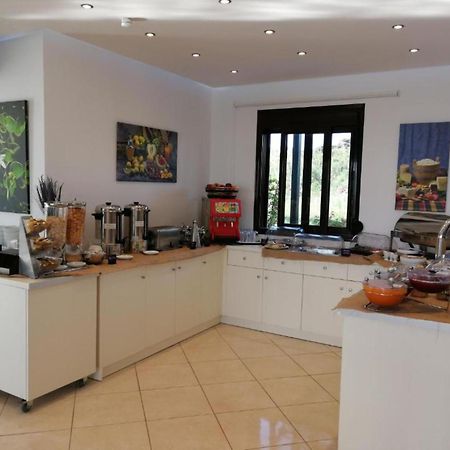 Carisa Suites And Apartments Μάλεμε Εξωτερικό φωτογραφία